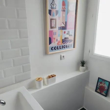 Les Baigneuses A Apartment